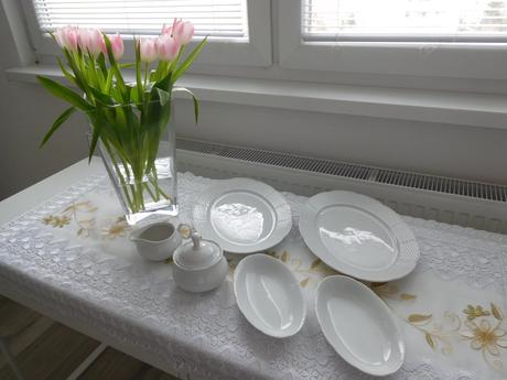 Tanier oval 2x +mliekovník+cukorníčka+tanierik 2x, 