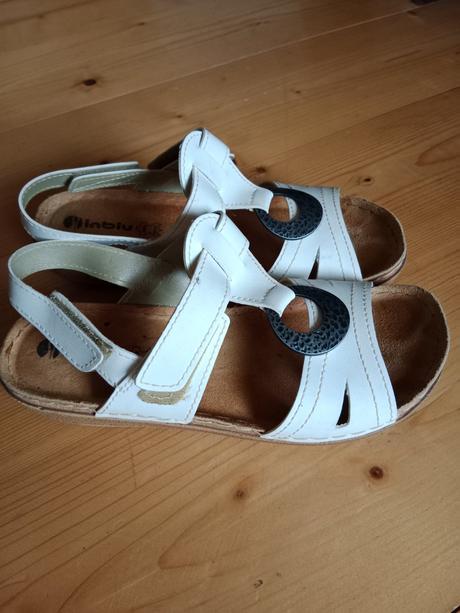 Biele sandále, 37