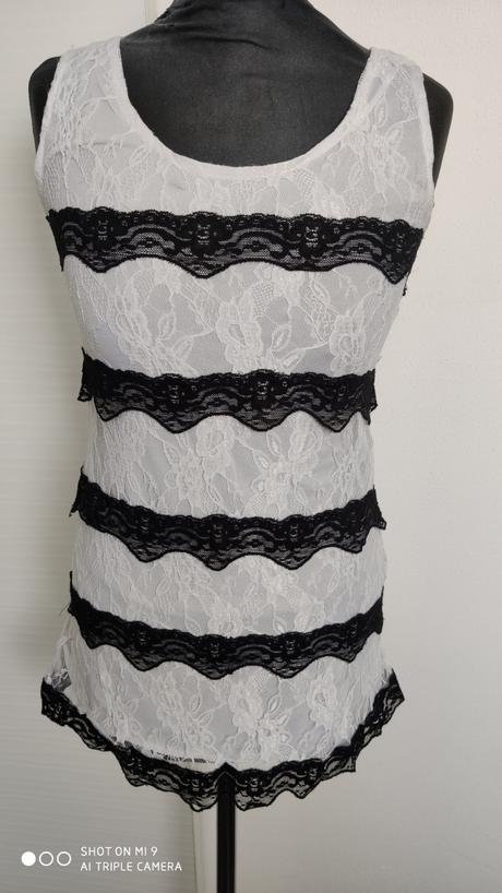 Dlhšie tričko s, s