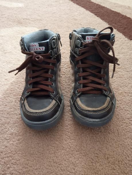 Vyssie prechodne topanky, 32