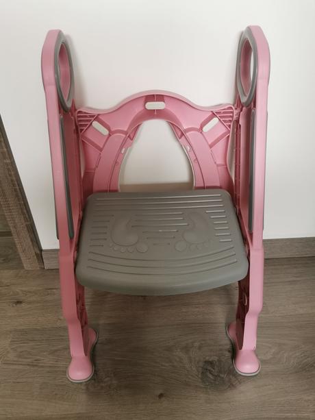 Podsedak so schodikmi, 