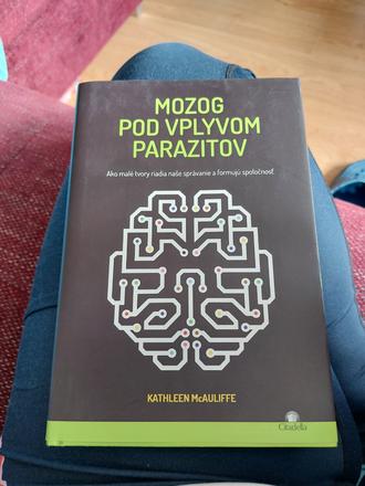 Mozog pod vplyvom parazitov,