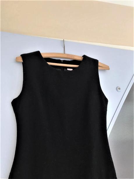 Vlnená šatová sukňa, 36