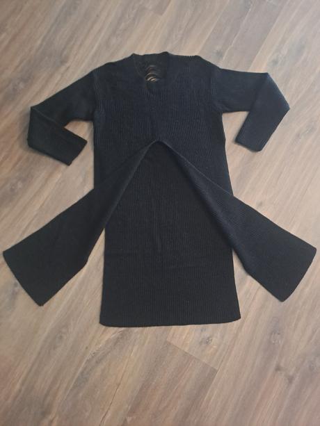 Zaujimavy pulover, s