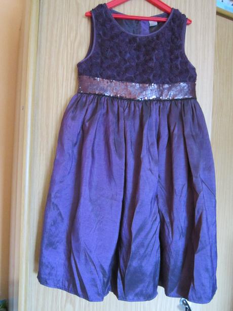 Sviatočné šatičky--tu--122, tu,122