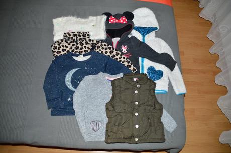 Mikiny+pulover+vesta, h&m,104