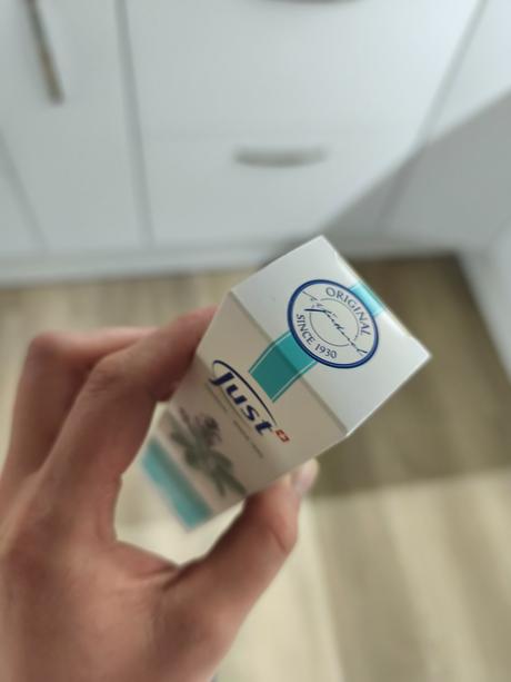 Just kozmetika,
