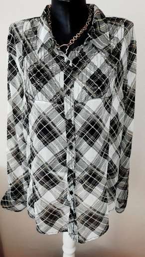 Károvaná blúzka voľného strihu, 48