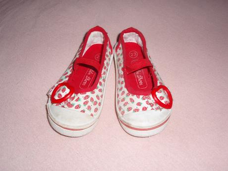 Jahôdkové, deichmann,23