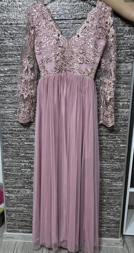 Ružové spoločenské šaty, s