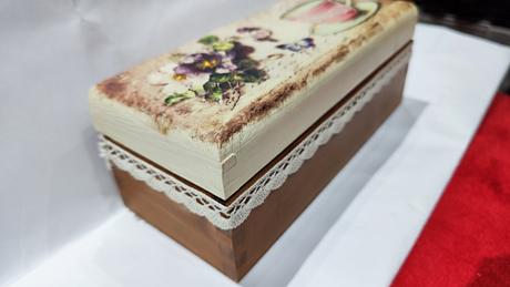 Krabička dóza na čaj, 