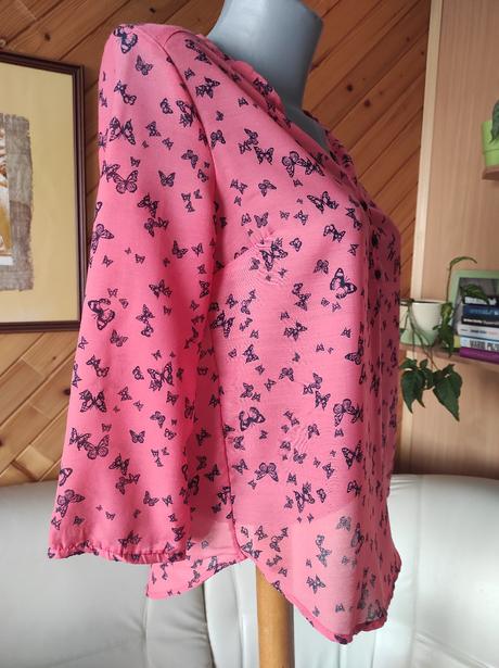 Blúzka s motýľmi, zn. bershka, veľ. s-m, bershka,s