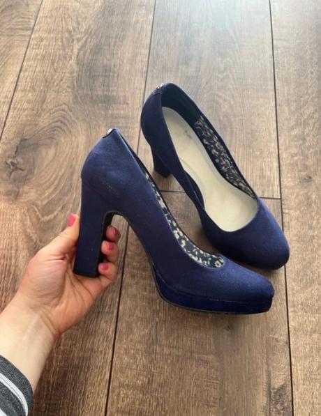 Modré lodicky 37 semisové, 37