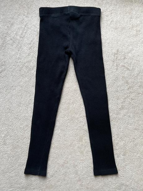 Čierne rebrované legíny, h&m,122
