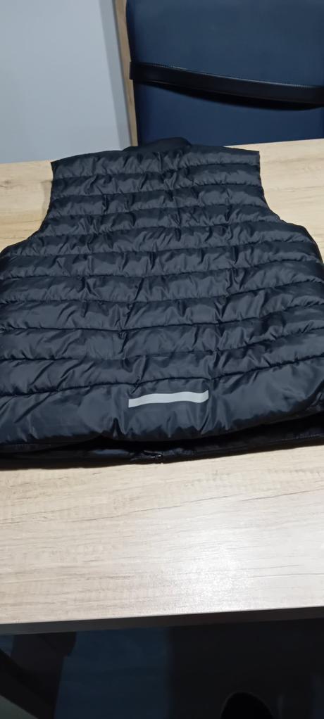 Cierna vesta, h&m,164