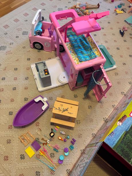 Barbie karavan 3v1 v oroginal krabici,