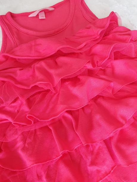 Tričko s volánikmi č.110, 110