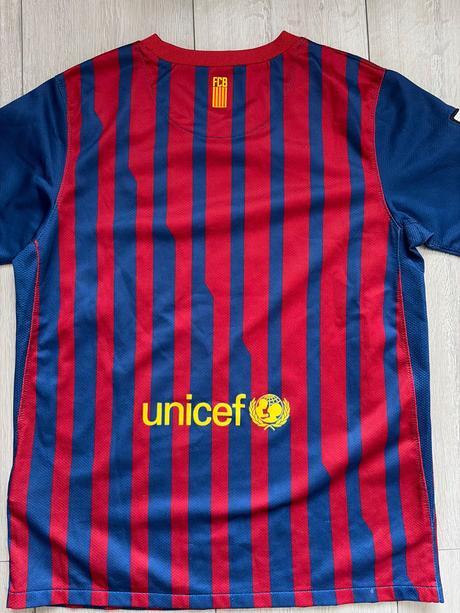 Predam dres fcb, nike,152
