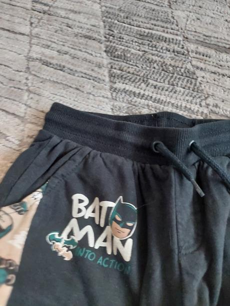 Tepláky č.104 batman, 104