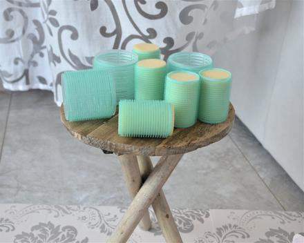 8 ks samodržiacich natáčok, 