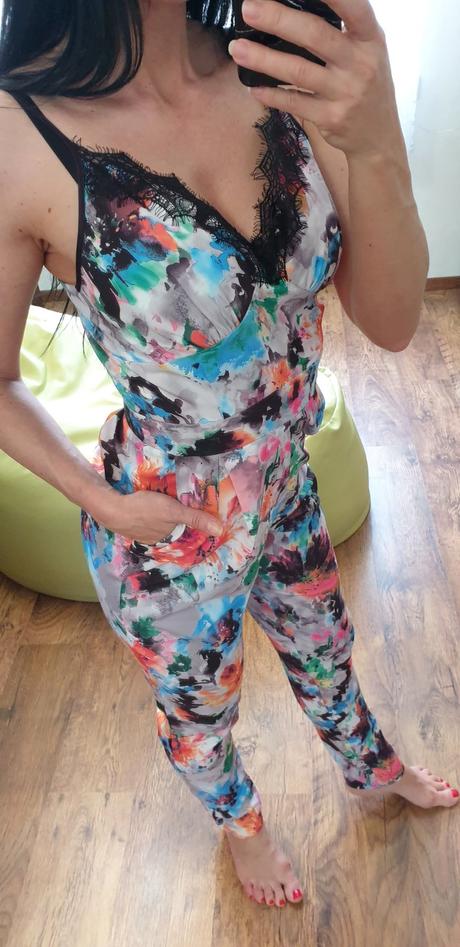 Kvetinkovy overal, 36