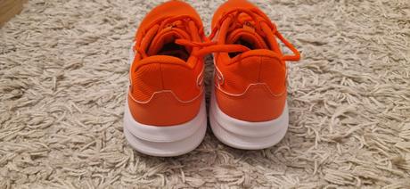 Bežecké tenisky, asics,33