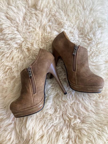 Dámske topánky na platforme, 37