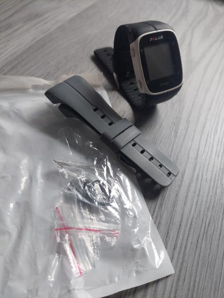 Športové hodinky polar m430, 