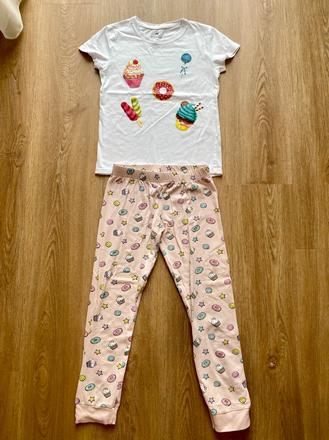 Pyzamko donut, reserved,122