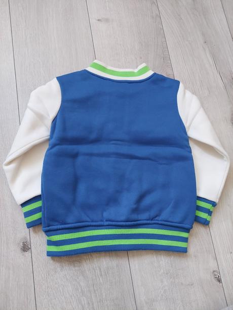 Mikina bob staviteľ, 104