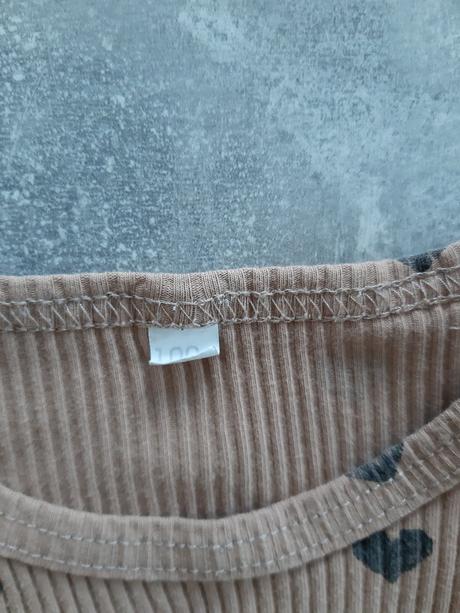 Rebrovane volanove body, 80