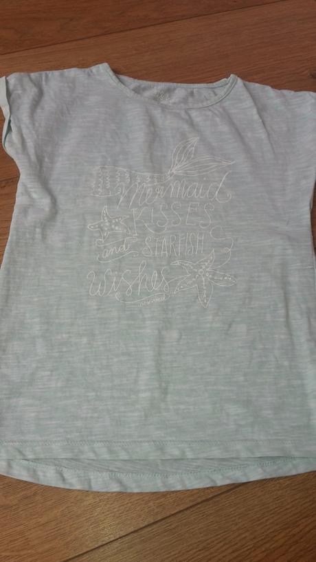 Tricko, reserved,128