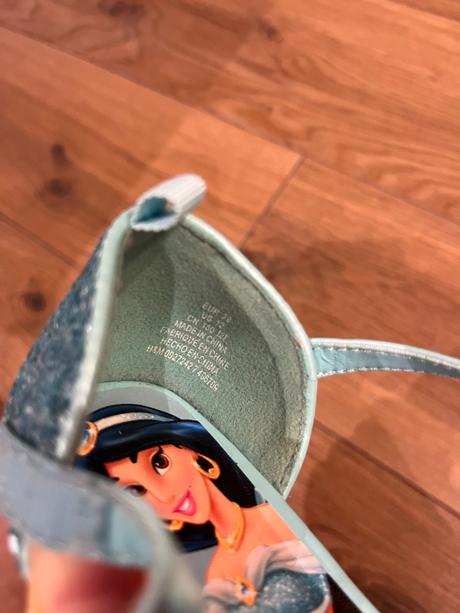 Sandale jasmina disney princezne 28, h&m,28