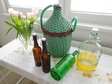 Sklo opletené / čisté fľaše zelené, hnedé,, 