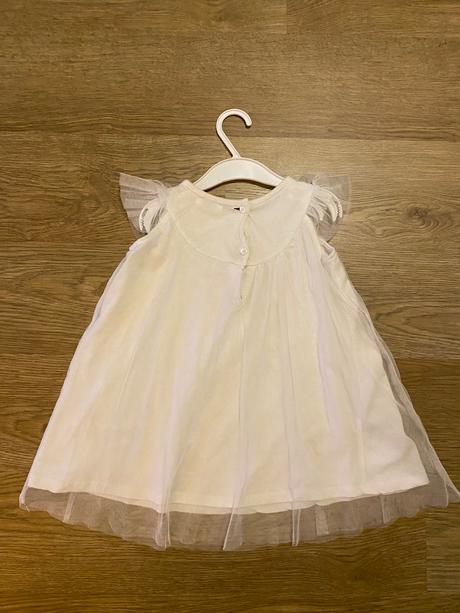 Biele šatočky s výšivkou, 92