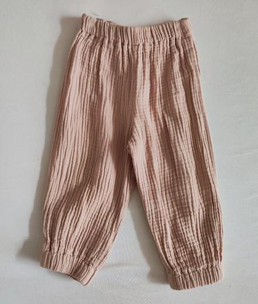 Mušelinové nohavičky, 74