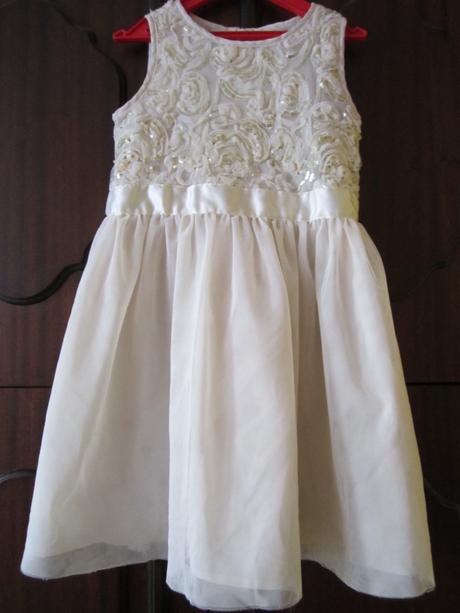 Sviatočné šatičky--110-116, 116