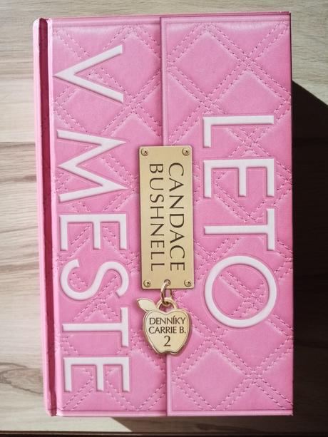 Denníky carrie b.1.(bradshaw) a b.2.-leto v meste, 