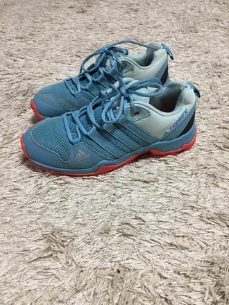 Trekingové tenisky, adidas,33