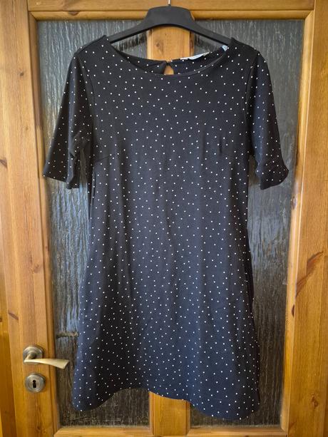 Čierne šaty nad kolená 36/38, tchibo,38