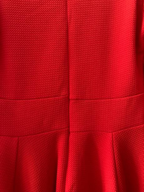 Červené šaty - dievčenské, dámske, s