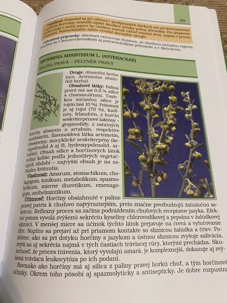 Fytoterapia z pera lekára karol mika  stála 35 eur, 