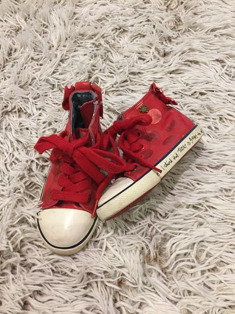 Krasne tenisky, next,25