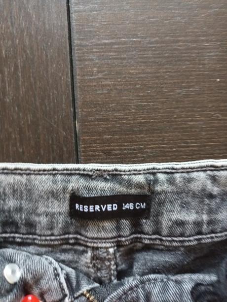 Kraťasy, reserved,146