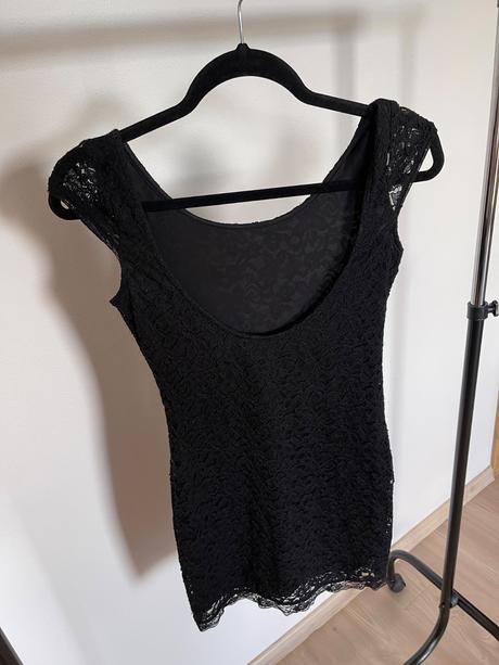 Krátke čipkované šaty h&m, h&m,xs