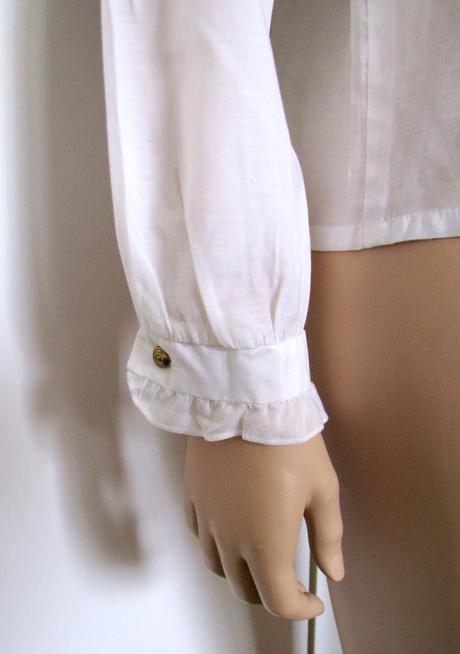 Blúzka s volánmi a stojačikom, m