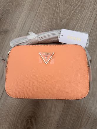 Kabelka guess, guess