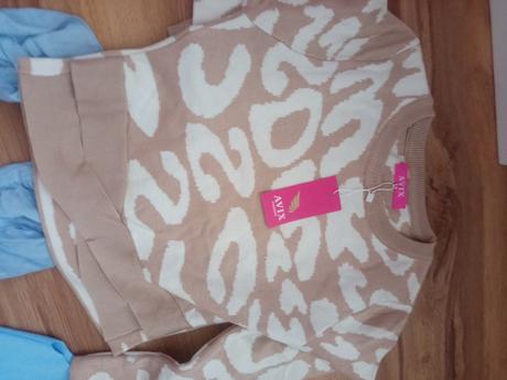 Balík oblečenia, m