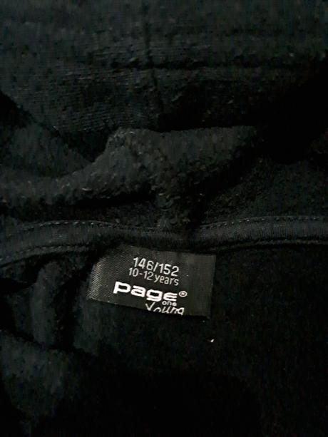 Mikina s kapucnou, 146