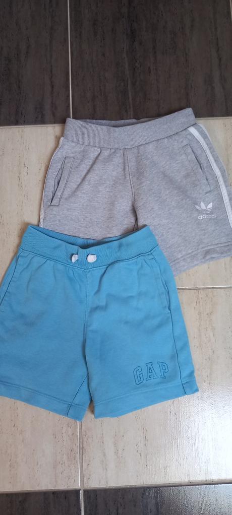 Kratasy adidas a gap, adidas,110